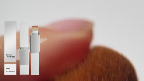 Démonstration vidéo de l’application du stick de teint Luméa